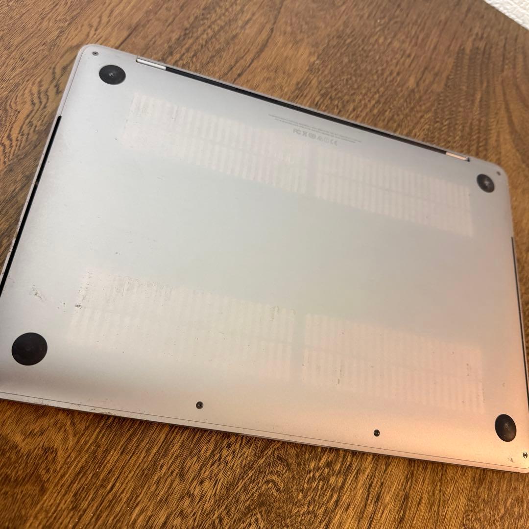 MacBook Pro 13インチ 2016 タッチバー　初期化済み