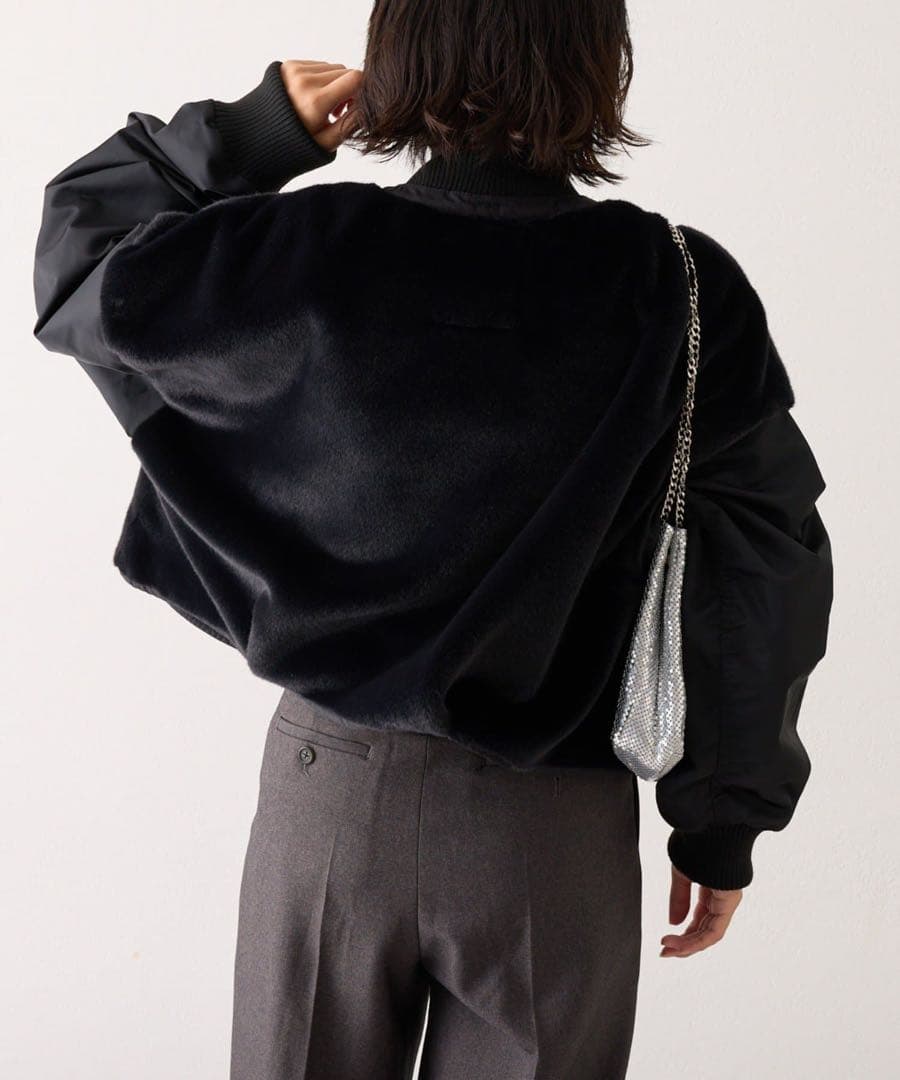 チャオパニックティピーetsinta ファー切替ショートスタンドジャケット黒