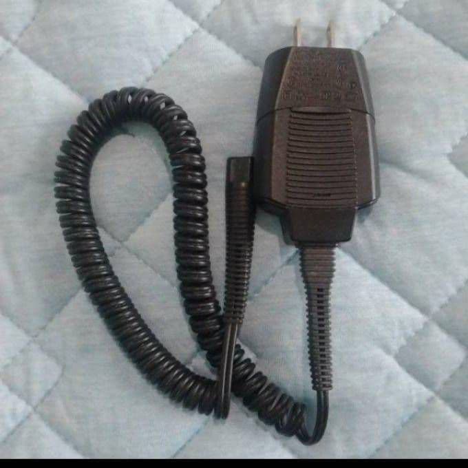 ブラウン最高峰Series 9 9075cc 充電交流式 新品未使用❣️