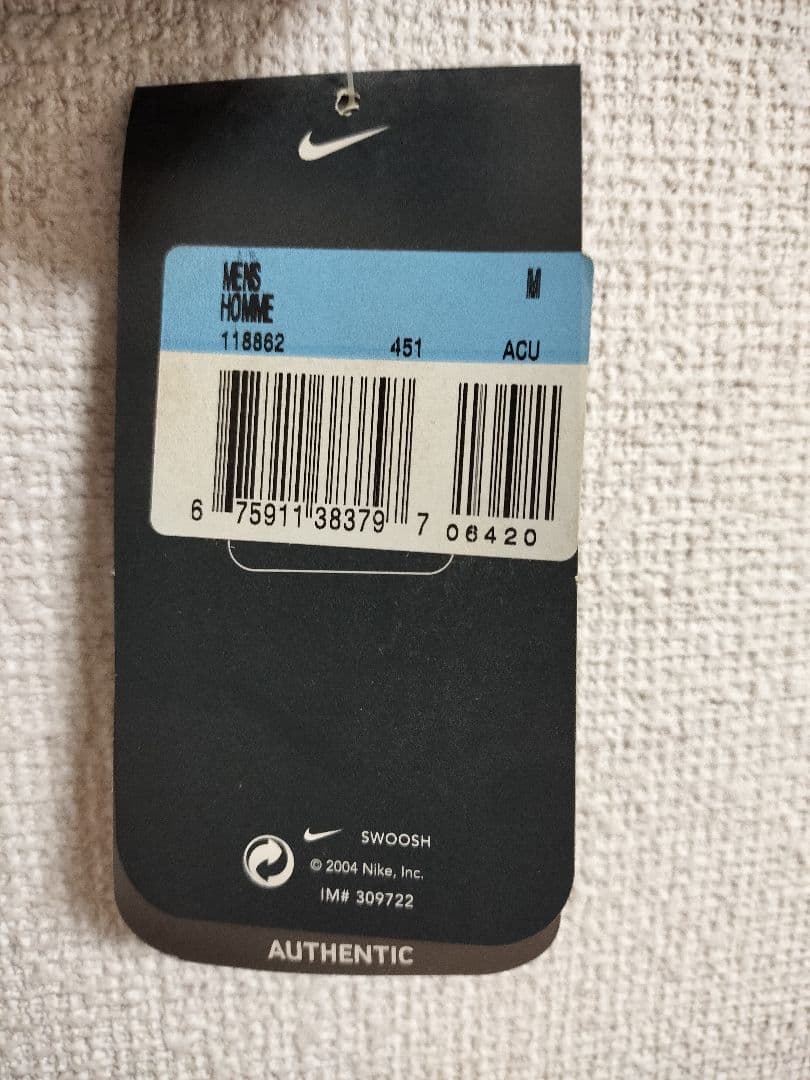 バルセロナ04/05（H）半袖 #5プジョル サイン入