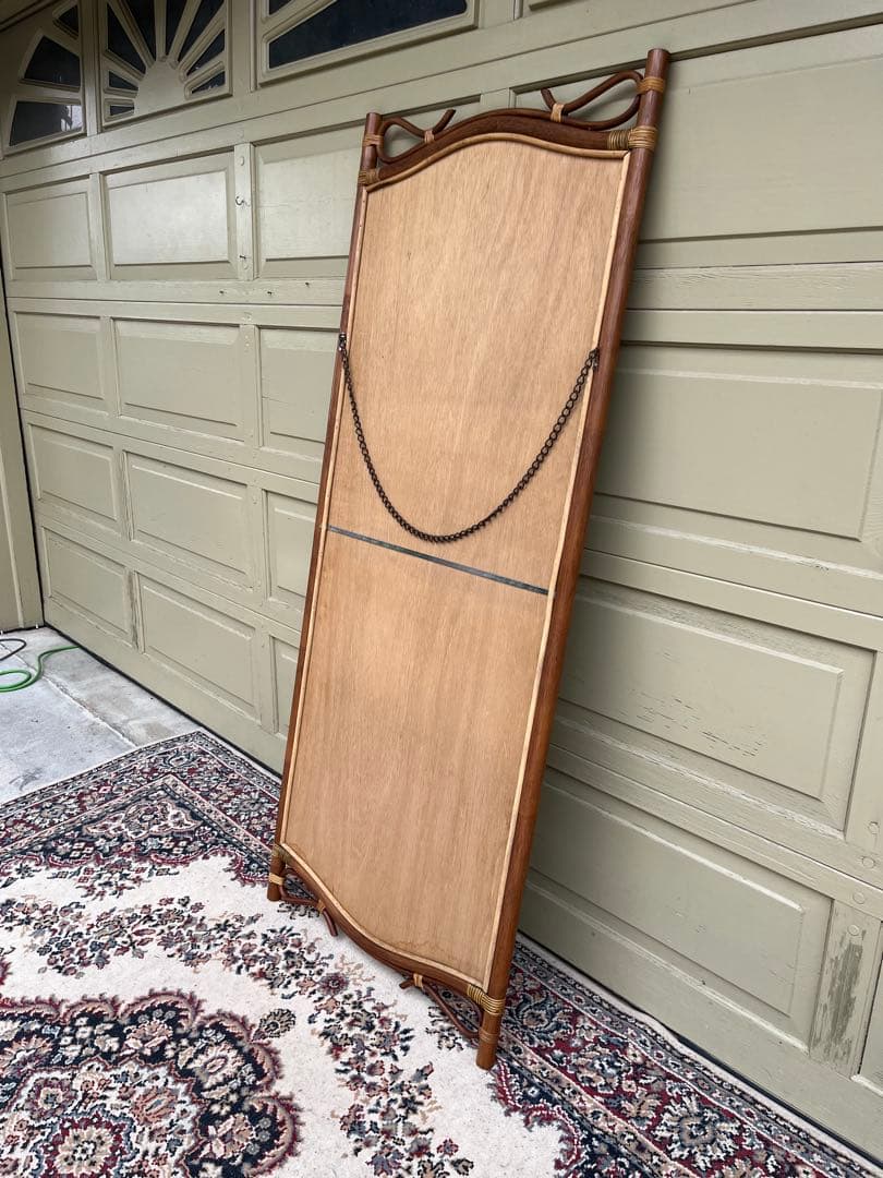 木製スタンドミラー 大きめ 曲線デザイン