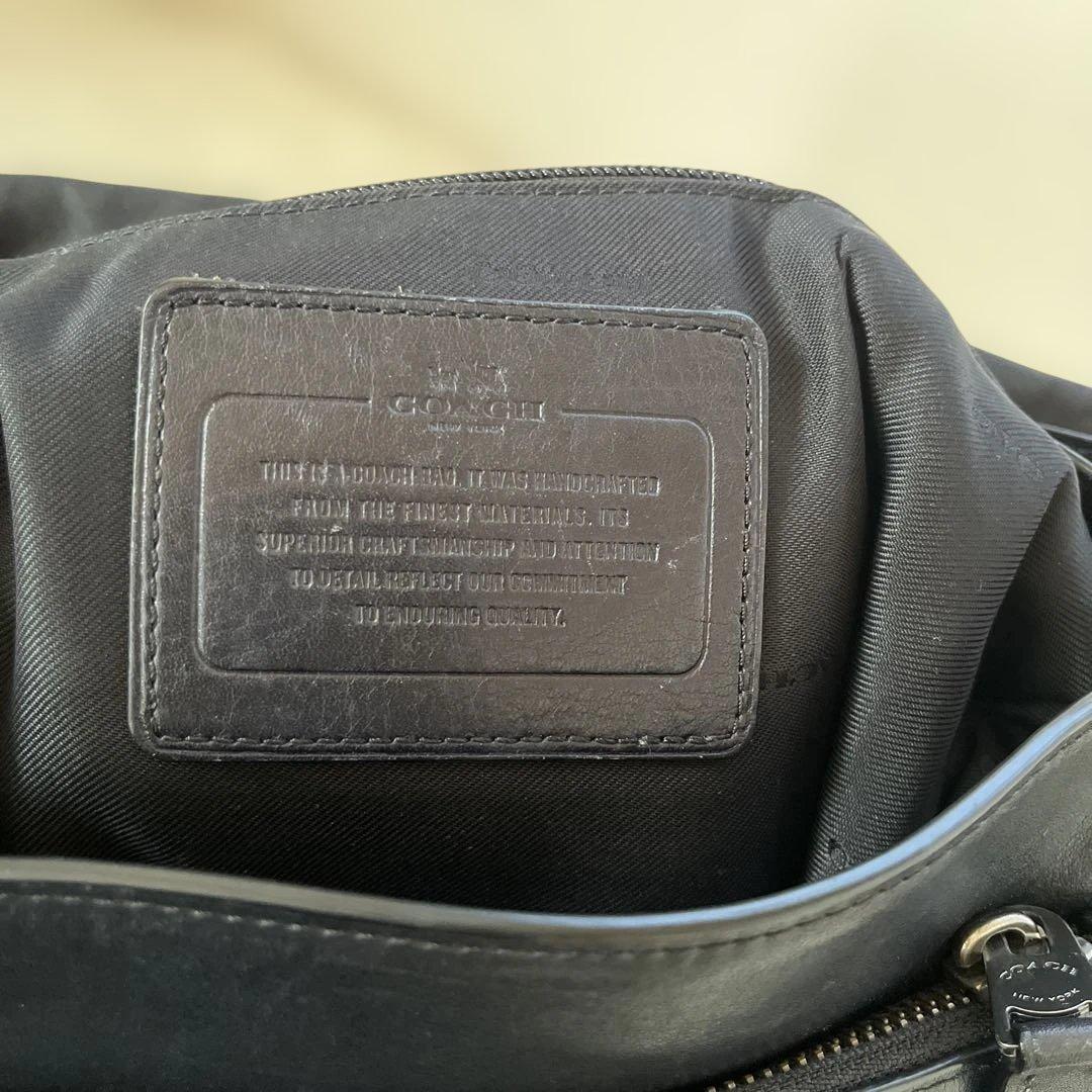 coachコーチ メッセンジャーバッグ ロゴ型押し 斜め掛け レザー