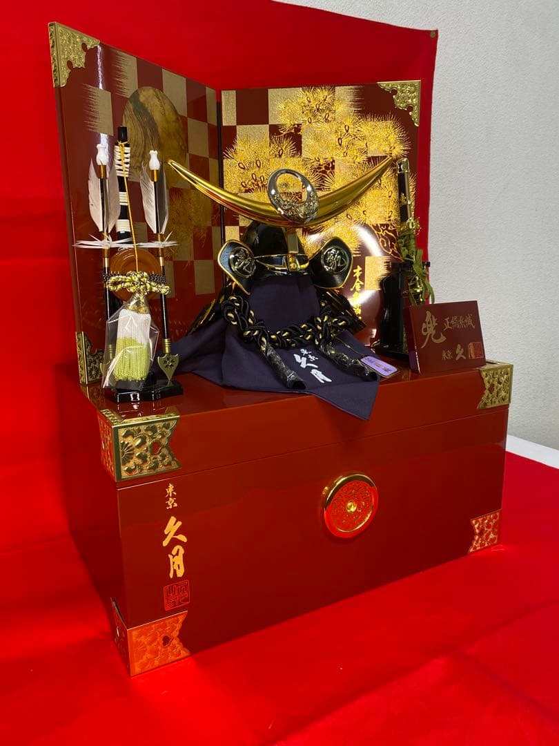 上杉謙信　東京久月　五月人形　家紋付き兜飾り収納セット・本金彩箔押