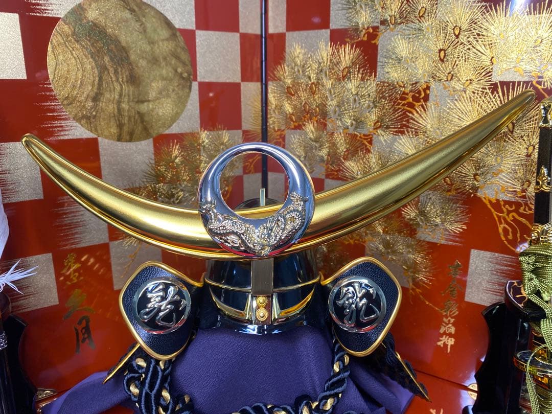 上杉謙信　東京久月　五月人形　家紋付き兜飾り収納セット・本金彩箔押