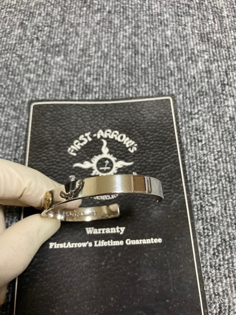 ファーストアローズ　K18付　8mm バングル FIRST ARROW'S