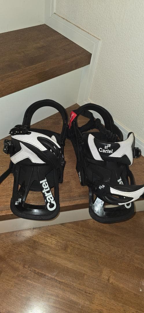 POW/JONES スノーボードセット + Burton Cartelバインディ