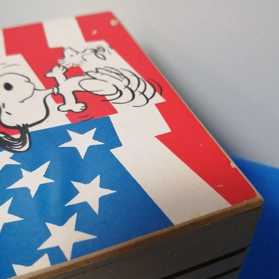 スヌーピーのビンテージ星条旗柄木製オルゴールジュエリーボックス