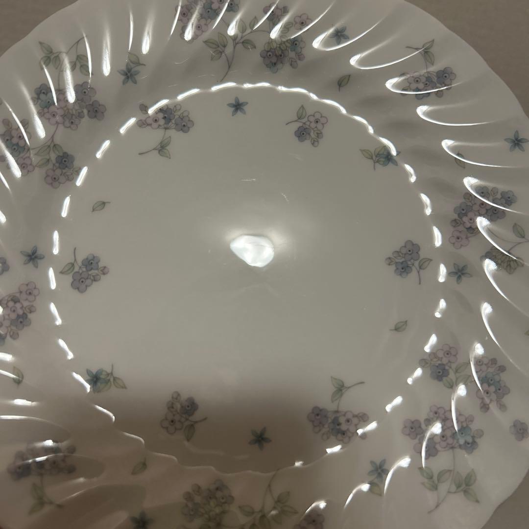 ウェッジウッド　エイプリルフラワー　デザートプレート　17cm