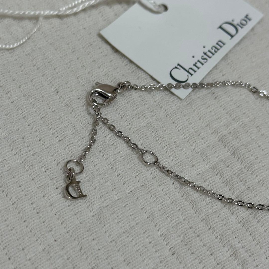 【新品未使用】Diorブレスレット ロゴハート型チャーム