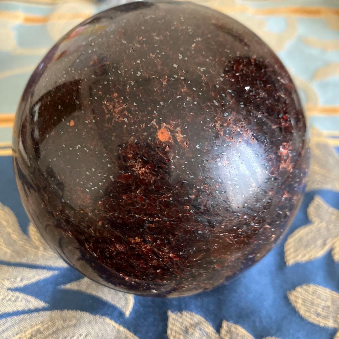 全面キラキラ　レッドマイカ　スフィア　天然石置物