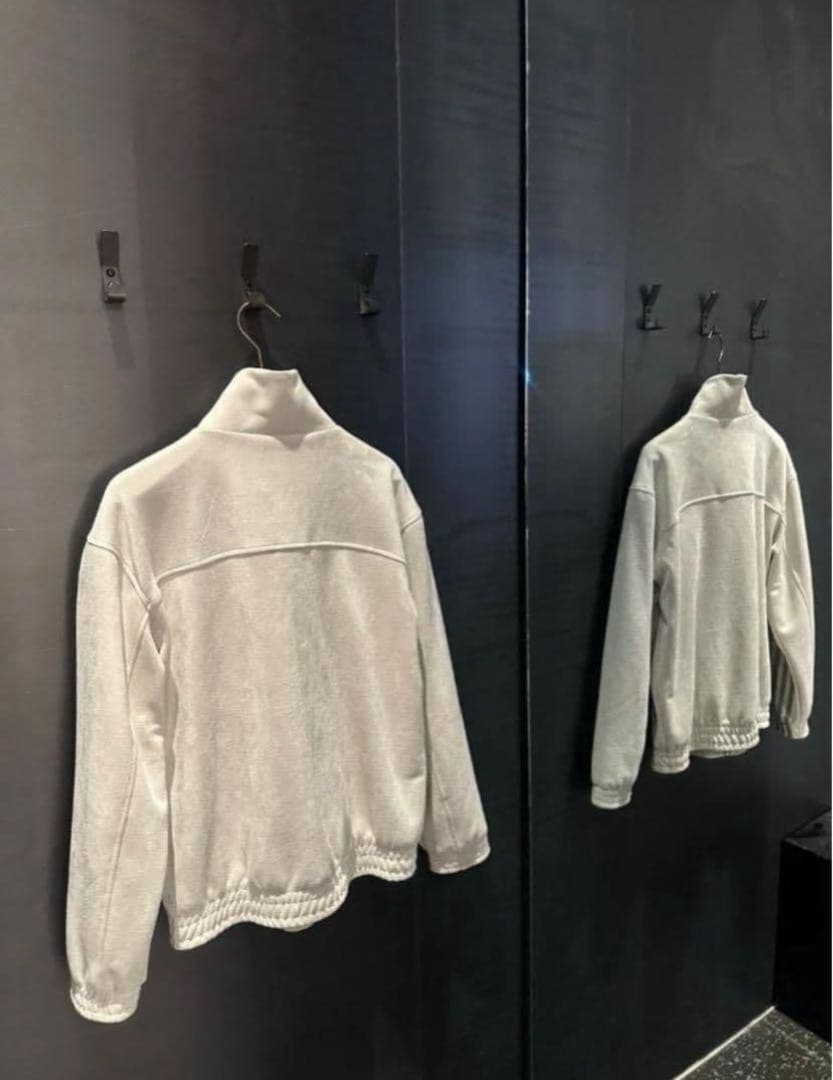 adidasアディダス 中国限定 蛇年トラックジャケッtトホワイト　Mサイズ