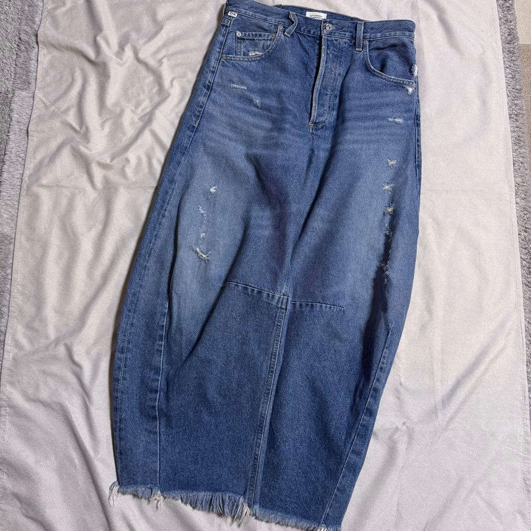 シチズンズオブヒューマニティー　 HORSESHOE カーブデニム 28インチ