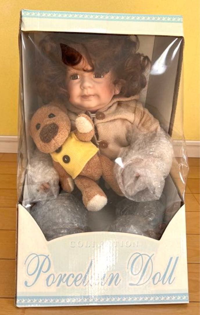 箱入り！ポーセリンドール 人形 アンティーク 大きい