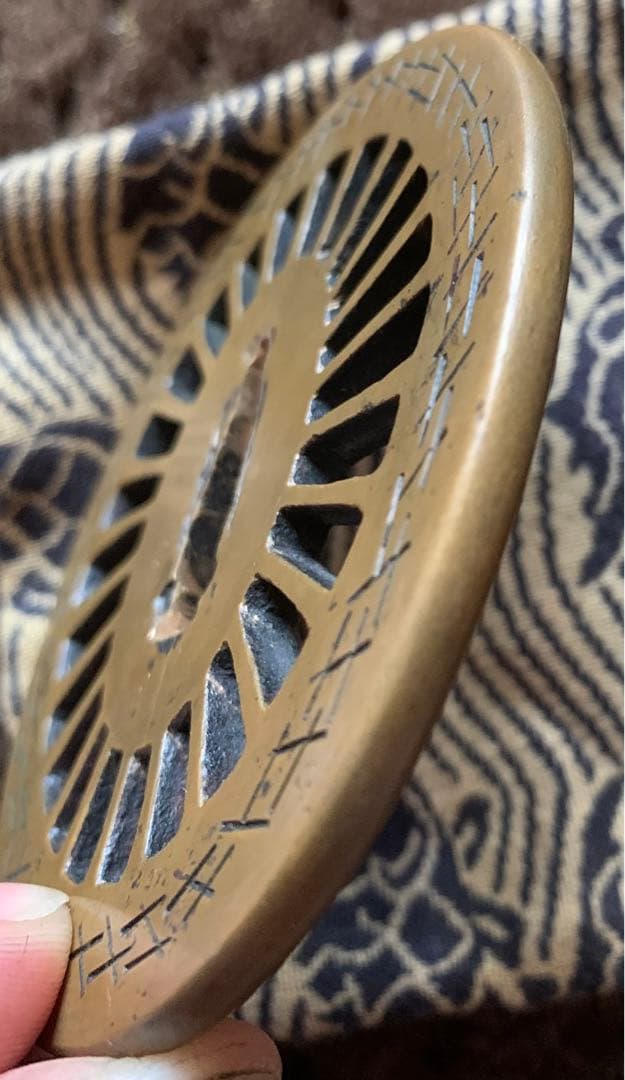 鍔　真鍮　透かし鍔