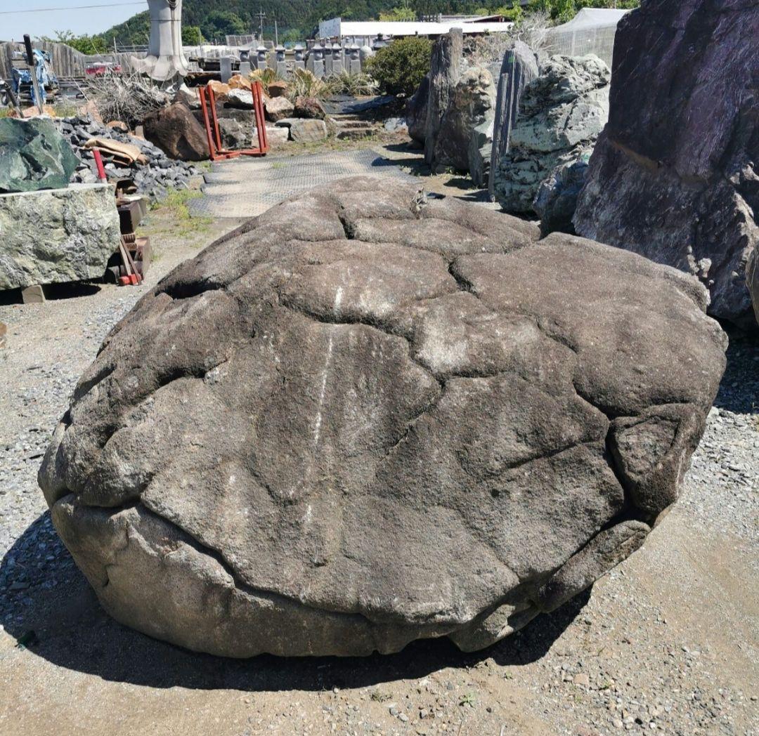 長野産　亀甲石　1.978キロ　庭石　石 鑑賞石　石材　庭　坪庭　ガーデニング