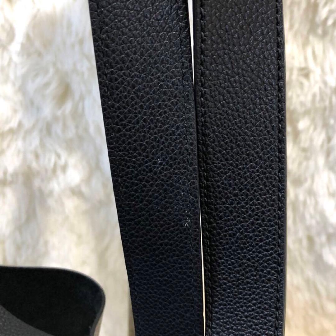 未使用級✨グッチ　レザー トートバッグ　ロゴ シェリーライン　ブラック メンズ