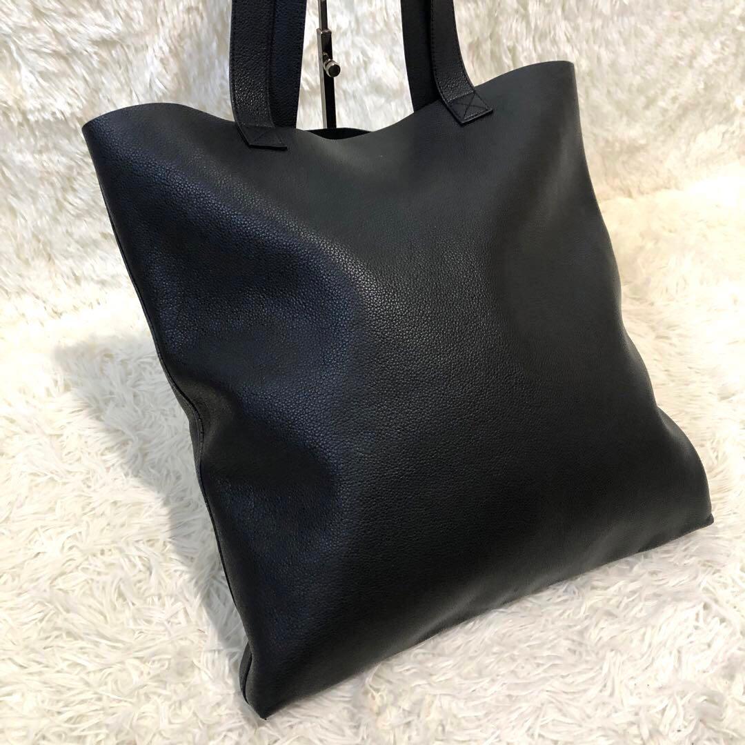 未使用級✨グッチ　レザー トートバッグ　ロゴ シェリーライン　ブラック メンズ