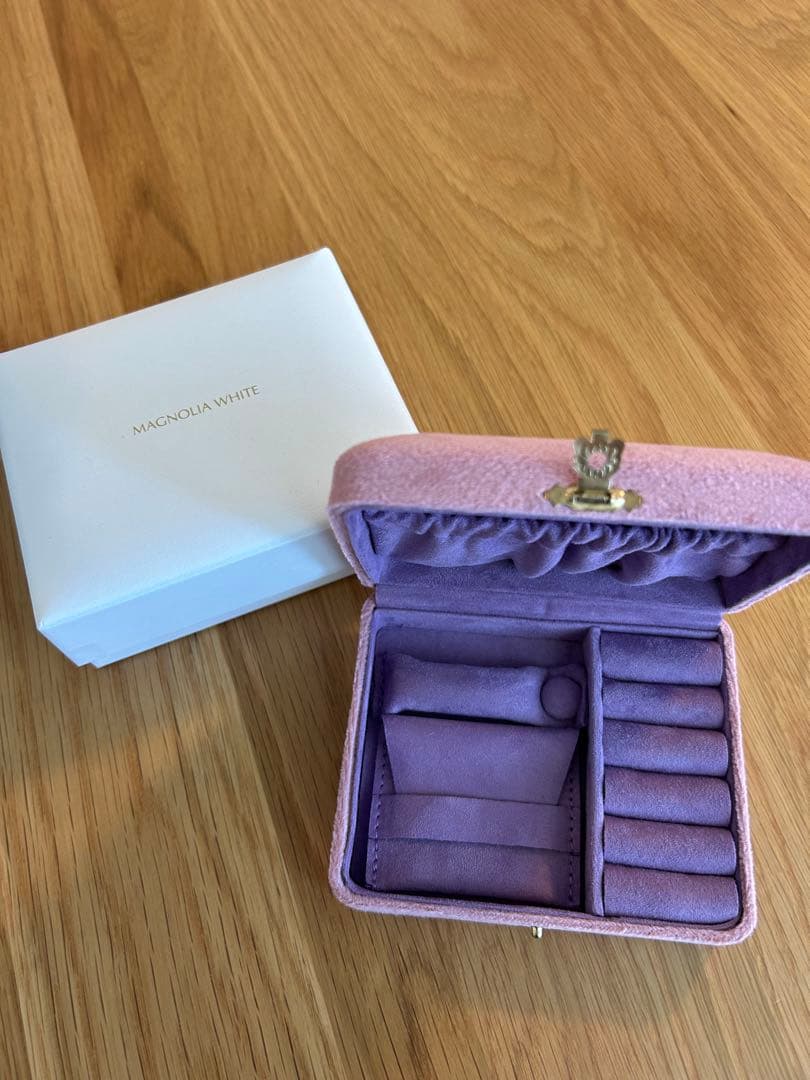 【未使用箱付き】マグノリアホワイト石井美保　ジュエリーケース　ピンク大サイズ