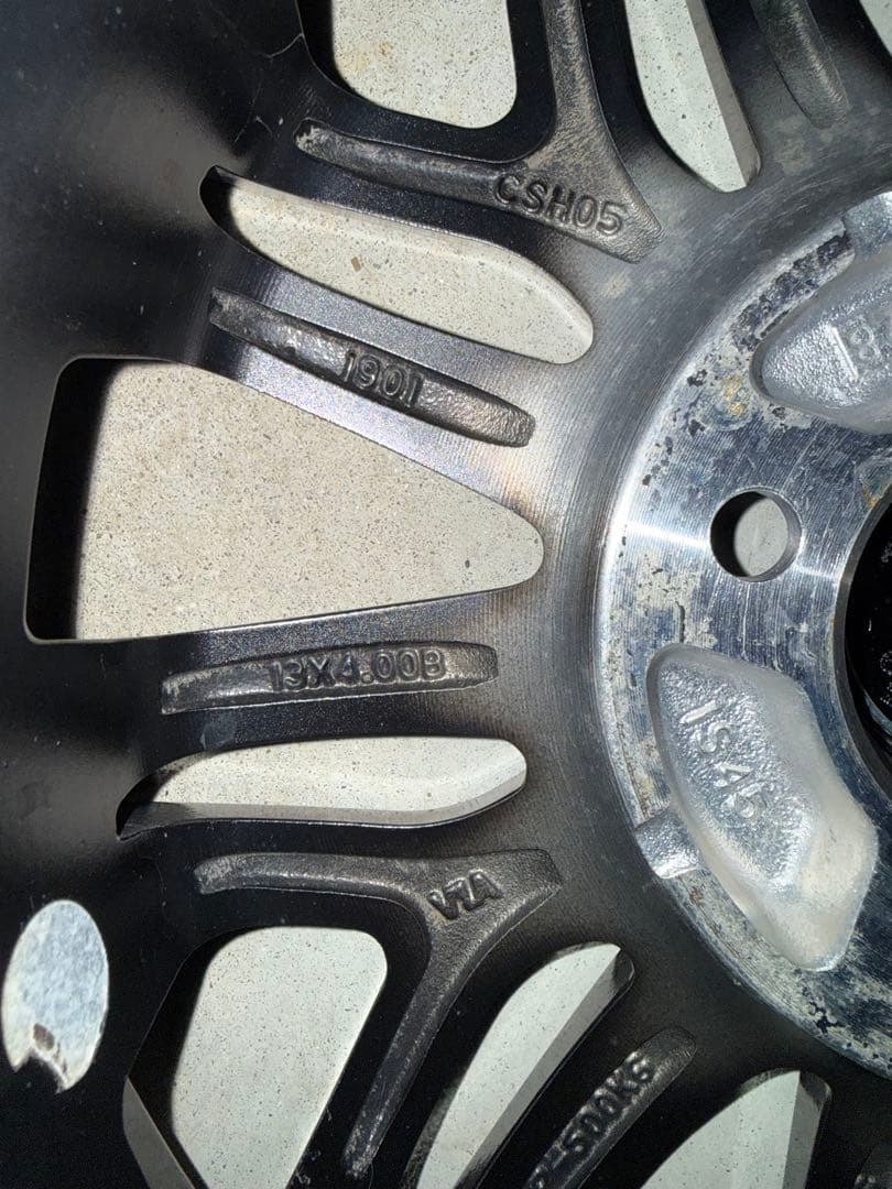 【送料込み】155/70R13 スタッドレスタイヤ アイスナビ ミライース