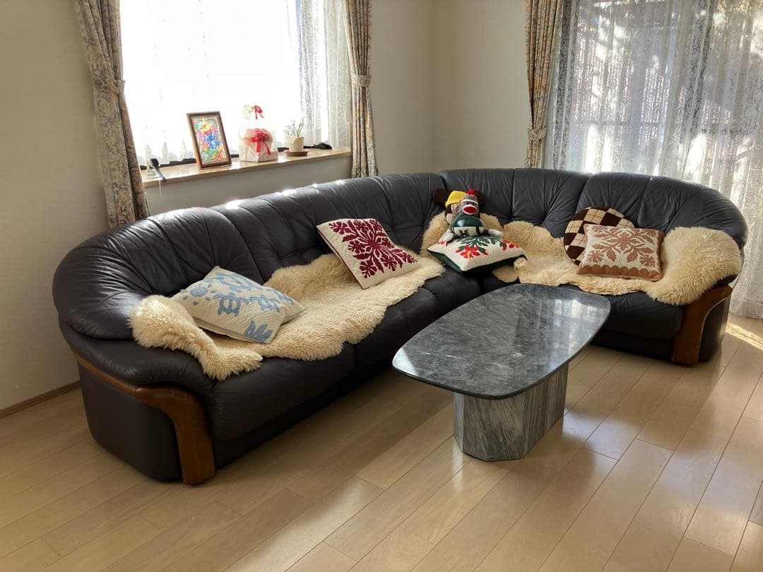 コーナーソファ&大理石テーブル付き