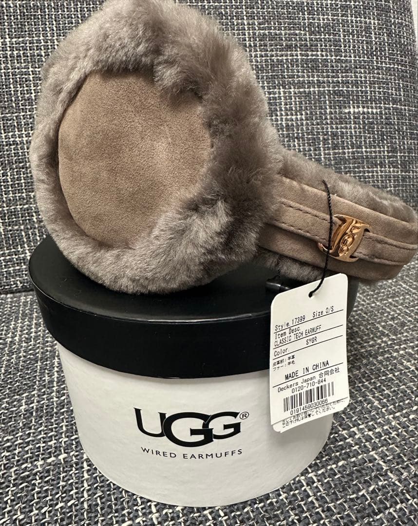 【新品・未使用】UGG* Wired Earmuffs イヤーマフ　ヘッドホン