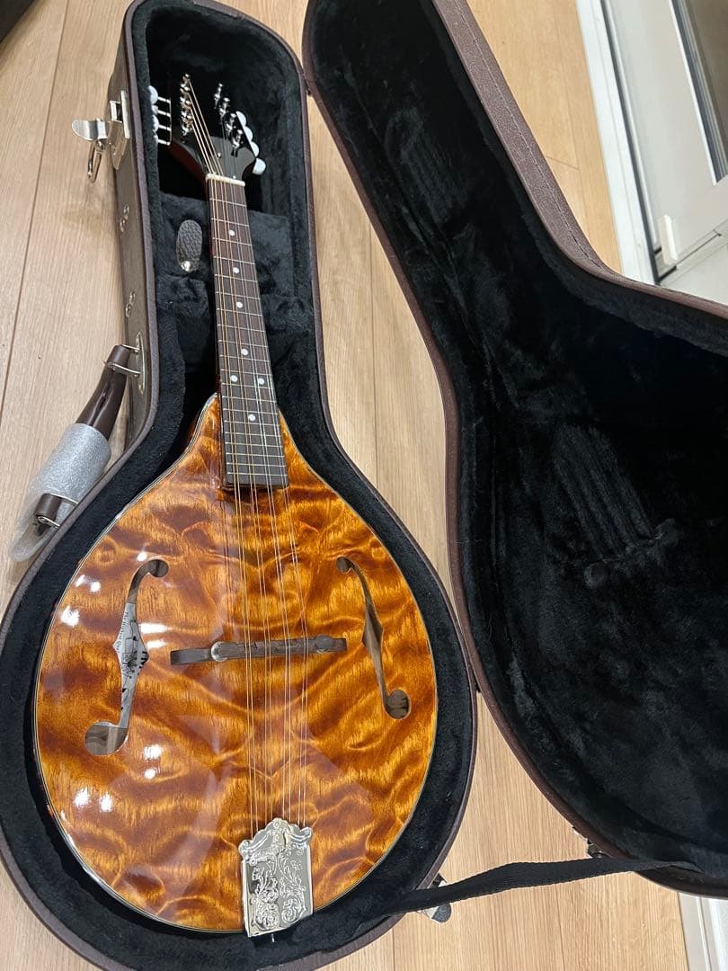 は*か様 オークションに変更しました！ほぼ未使用　フラットマンドリン　インペリア