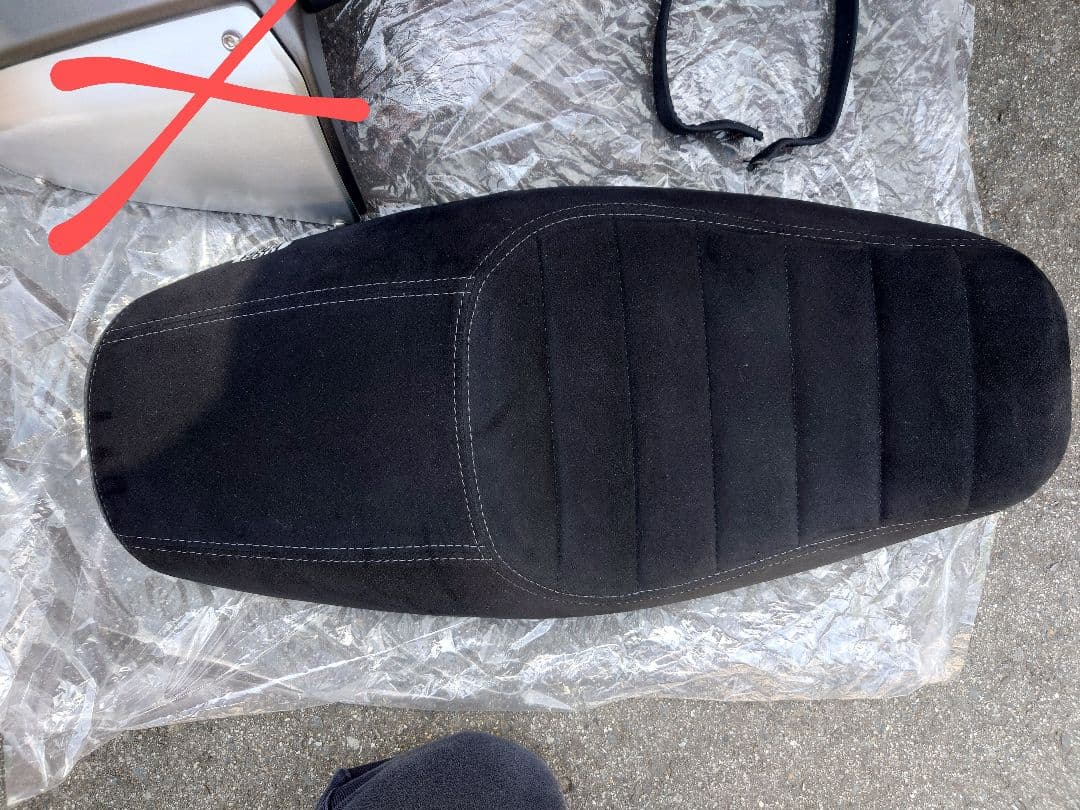 一時セール　XSR900用 シート