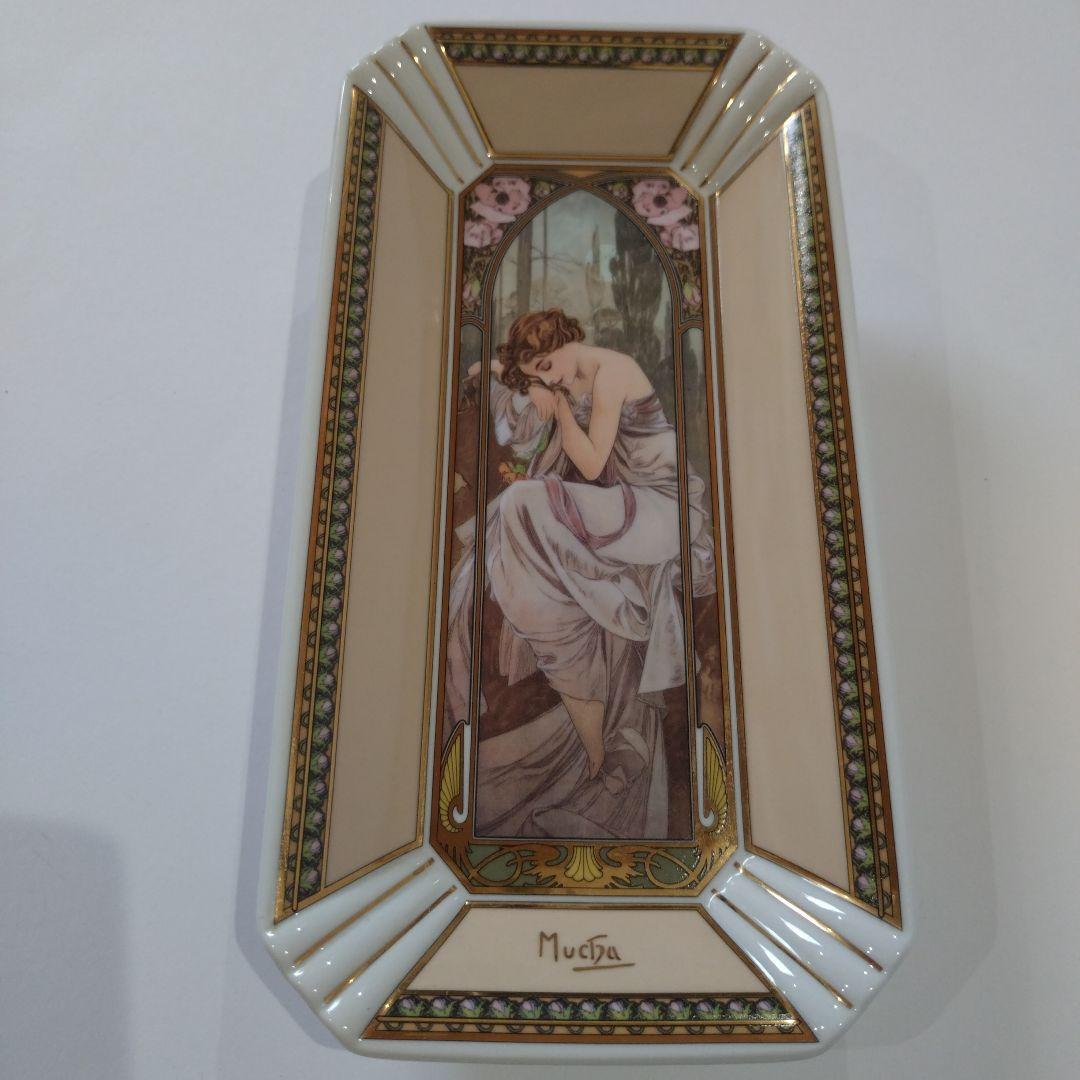 ミュシャ　Mucha 飾皿　 絵皿　陶器　皿　Germany　置物　アンティーク