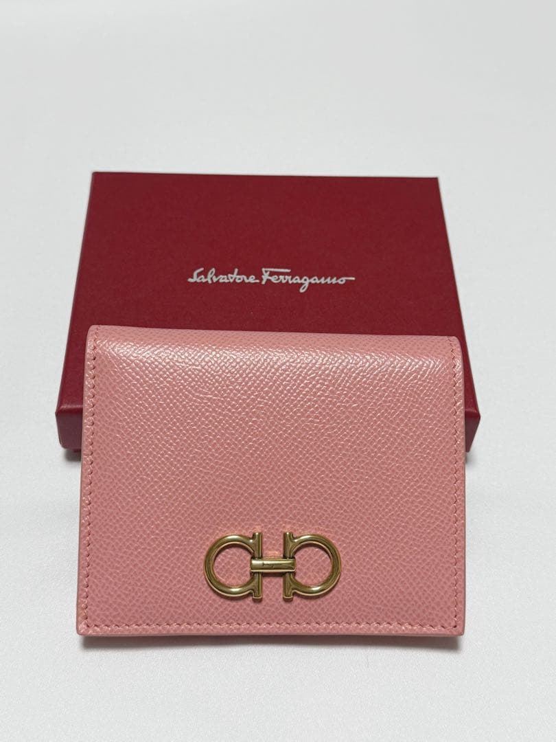 ショコラりぼん様　新品 Ferragamo フェラガモ ガンチーニ