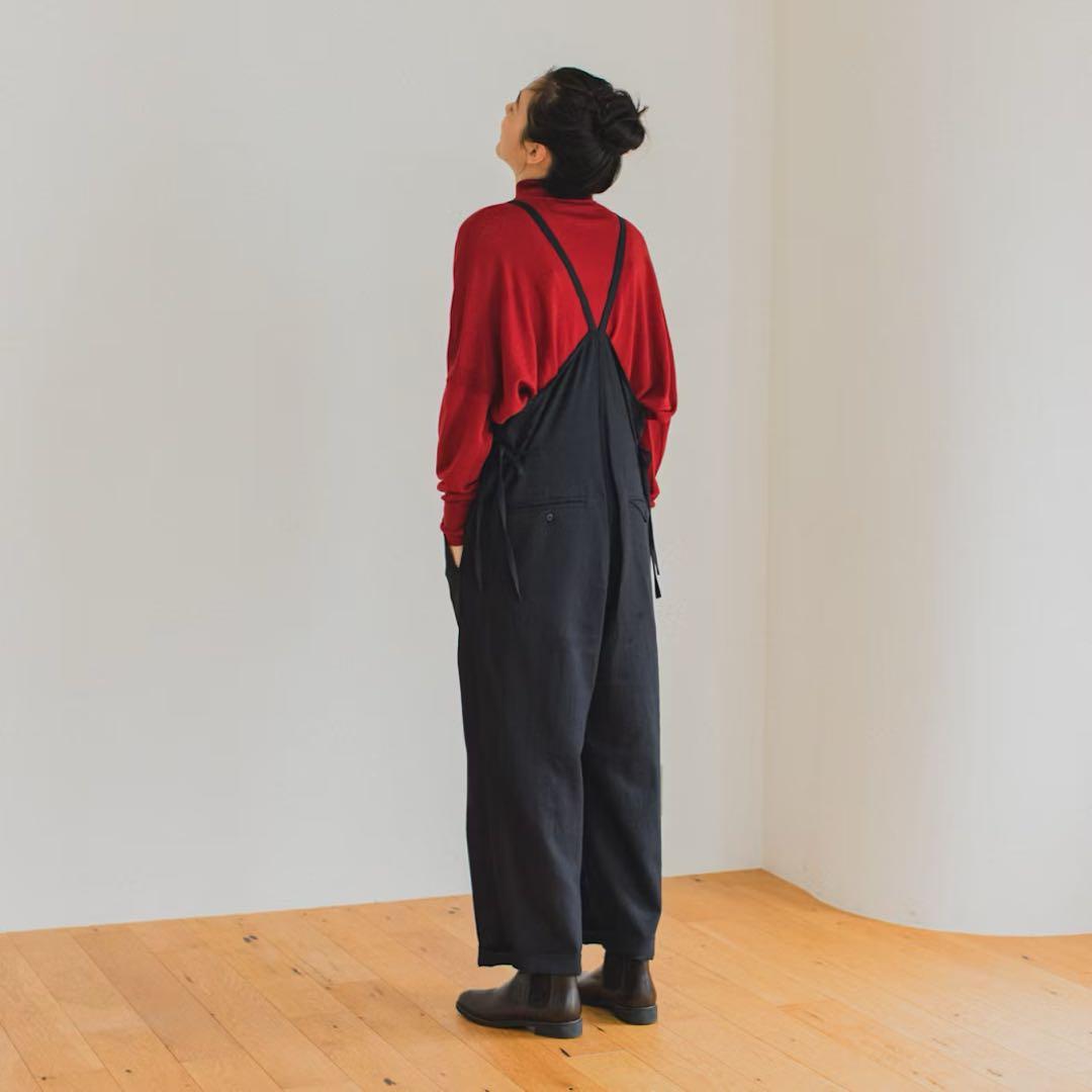 美品【北欧、暮らしの道具店】サイドリボンのサロペット/ブラック