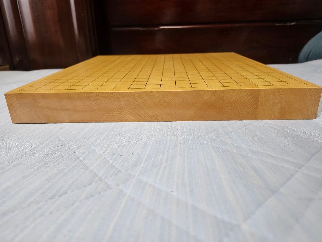 本榧1.5寸卓上碁盤（ハギ盤・特上）