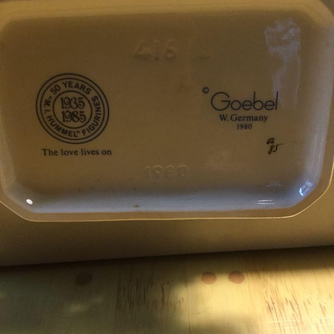 ゲーベル、フンメルの人形、箱付き