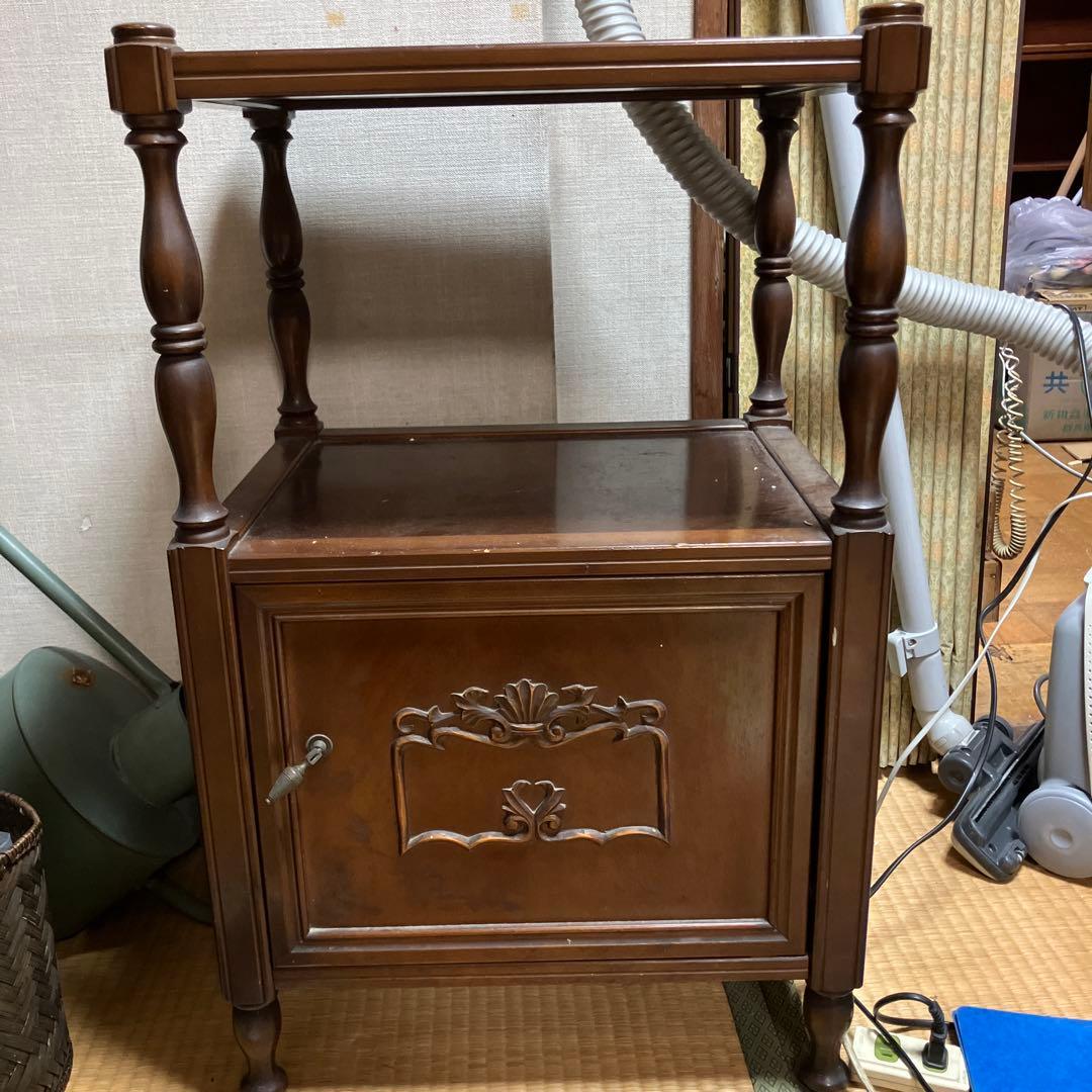 mrrn 　昭和レトロ　徳田家具キャビネット