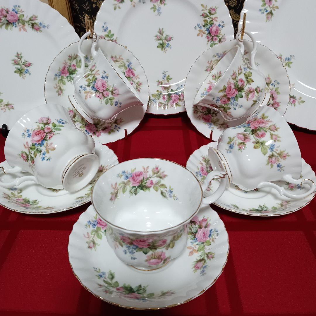   MOSS ROSE ロイヤルアルバート５枚ヒット５名様