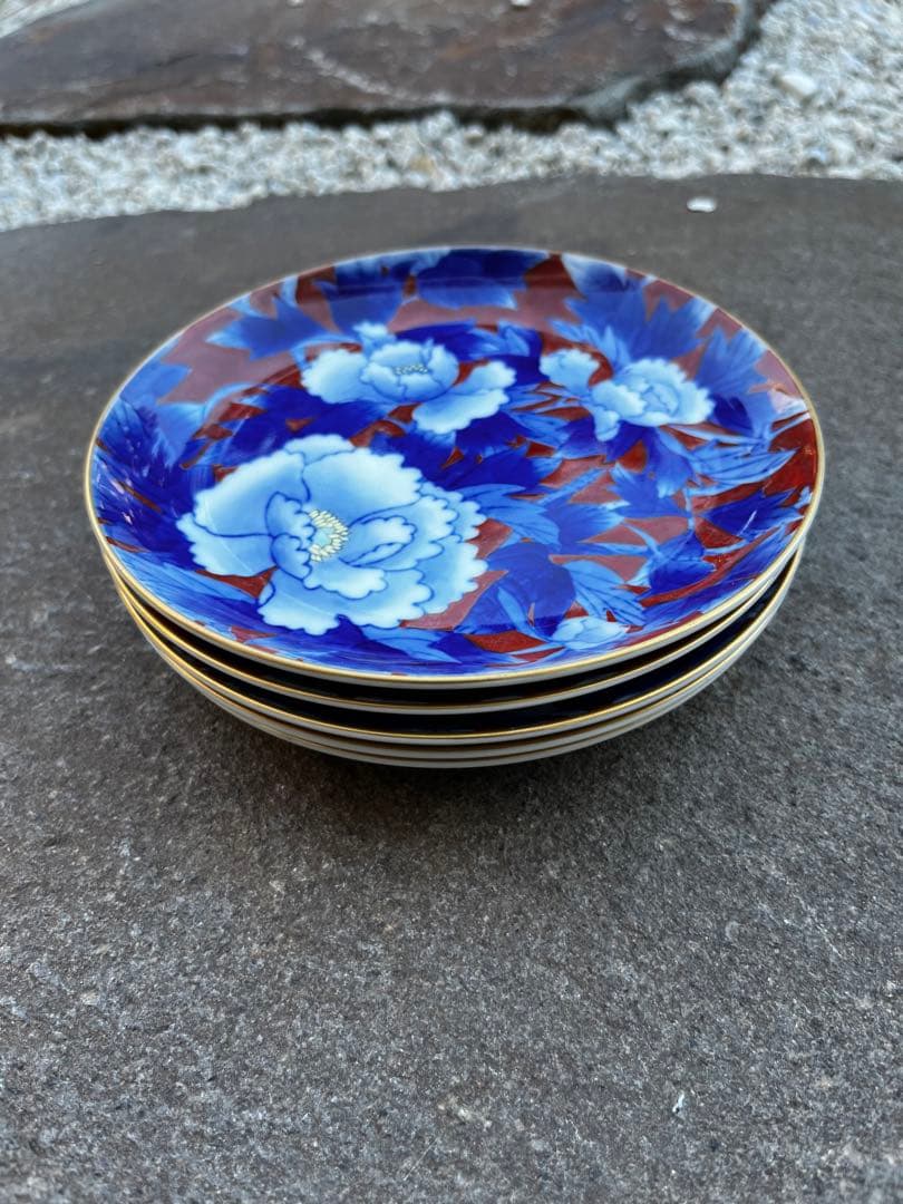 宮内庁御用達　深川製磁　コーヒーカップ&ソーサー　染錦 牡丹　金彩牡丹外赤