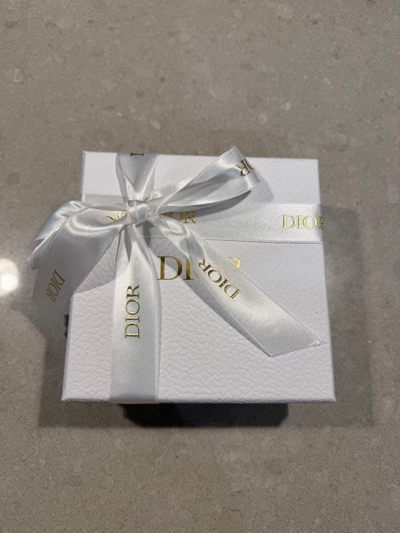 Dior 三つ折り財布 ベージュ/ピンク　箱付き