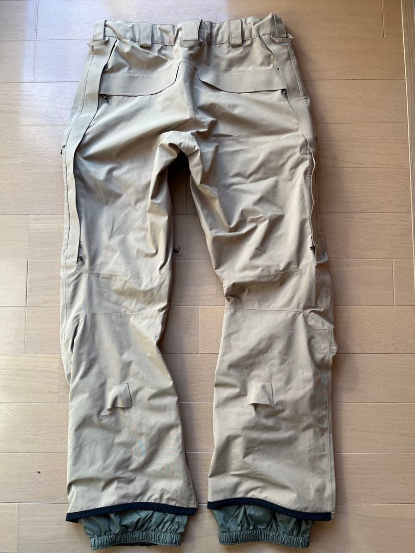 burton ak swash pants Mサイズ