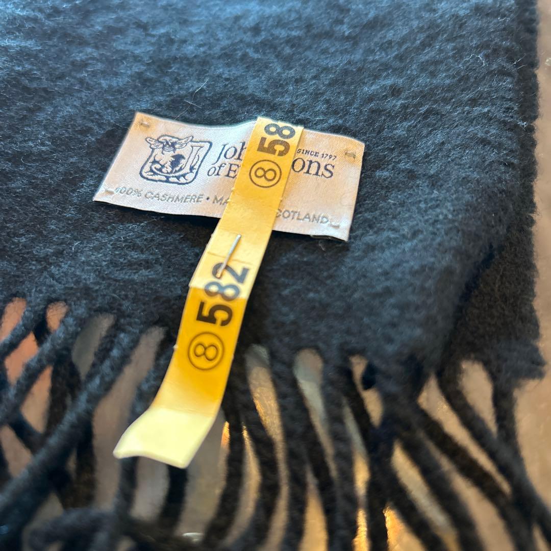 ★★Johnstons of Elgin ブラック マフラー★★クリーニング済み