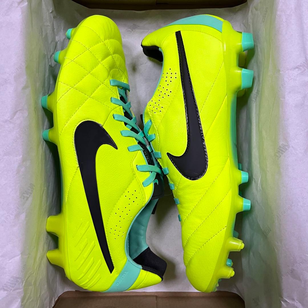91 サッカースパイク ナイキ ティエンポ レジェンド Ⅳ FG