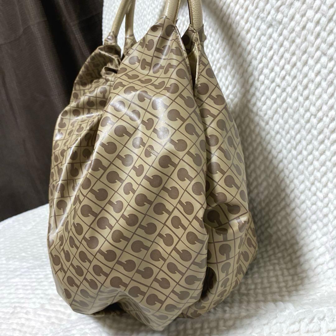 みこちゃん様 ゲラルディーニ ソフティ トートバッグ 肩掛け可能 A4可