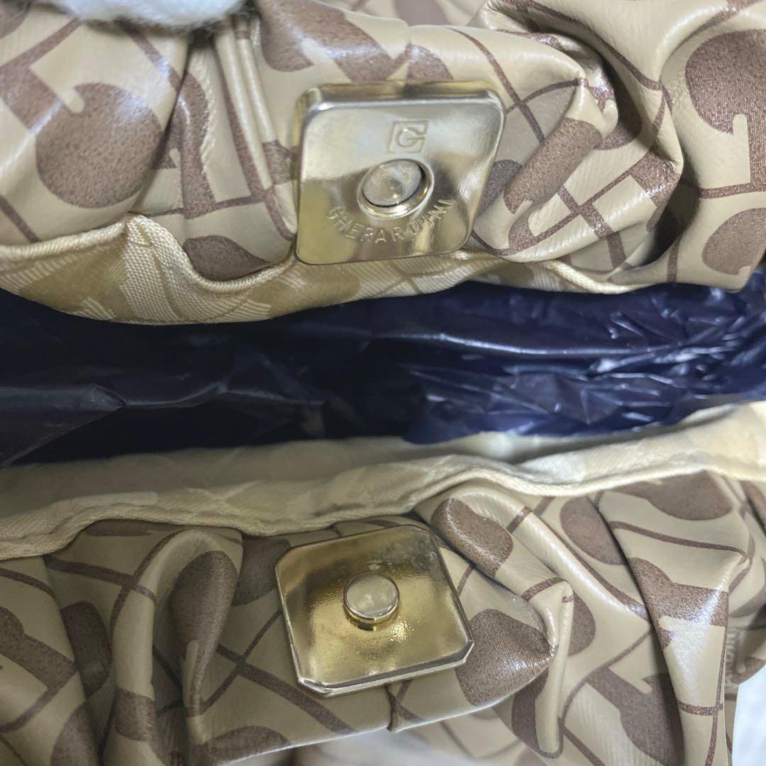 みこちゃん様 ゲラルディーニ ソフティ トートバッグ 肩掛け可能 A4可