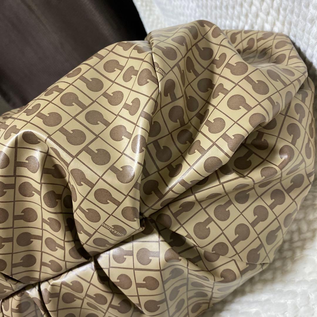 みこちゃん様 ゲラルディーニ ソフティ トートバッグ 肩掛け可能 A4可