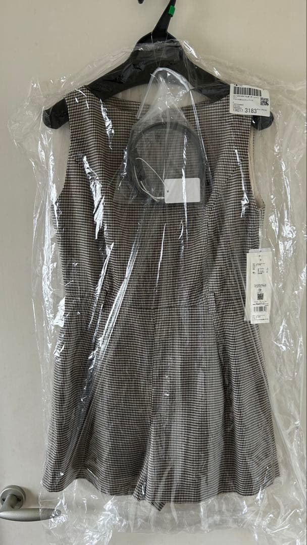 ⭐︎ 【新品未使用】LILY BROWN ベルト付きミニロンパース