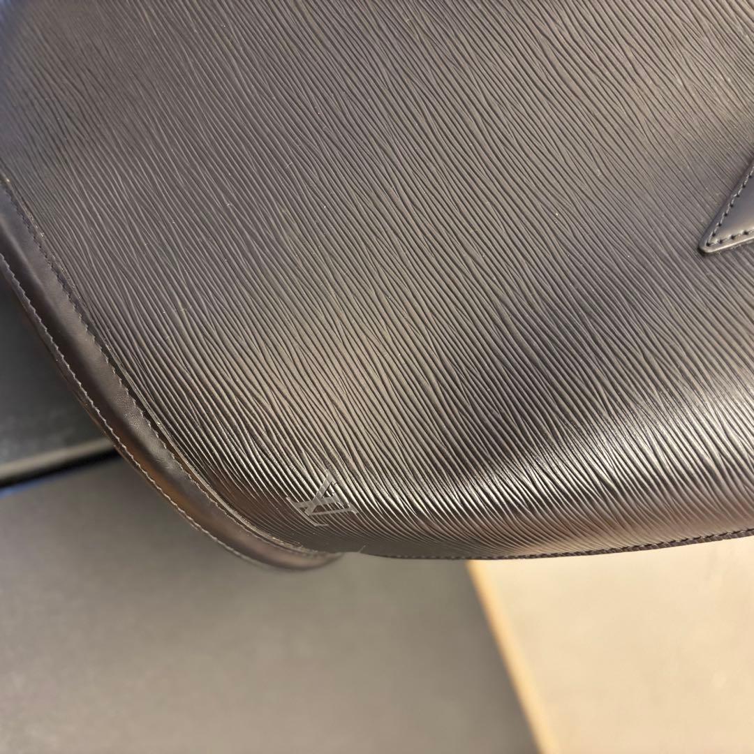 ルイヴィトン エピ サンジャック ブラック 黒