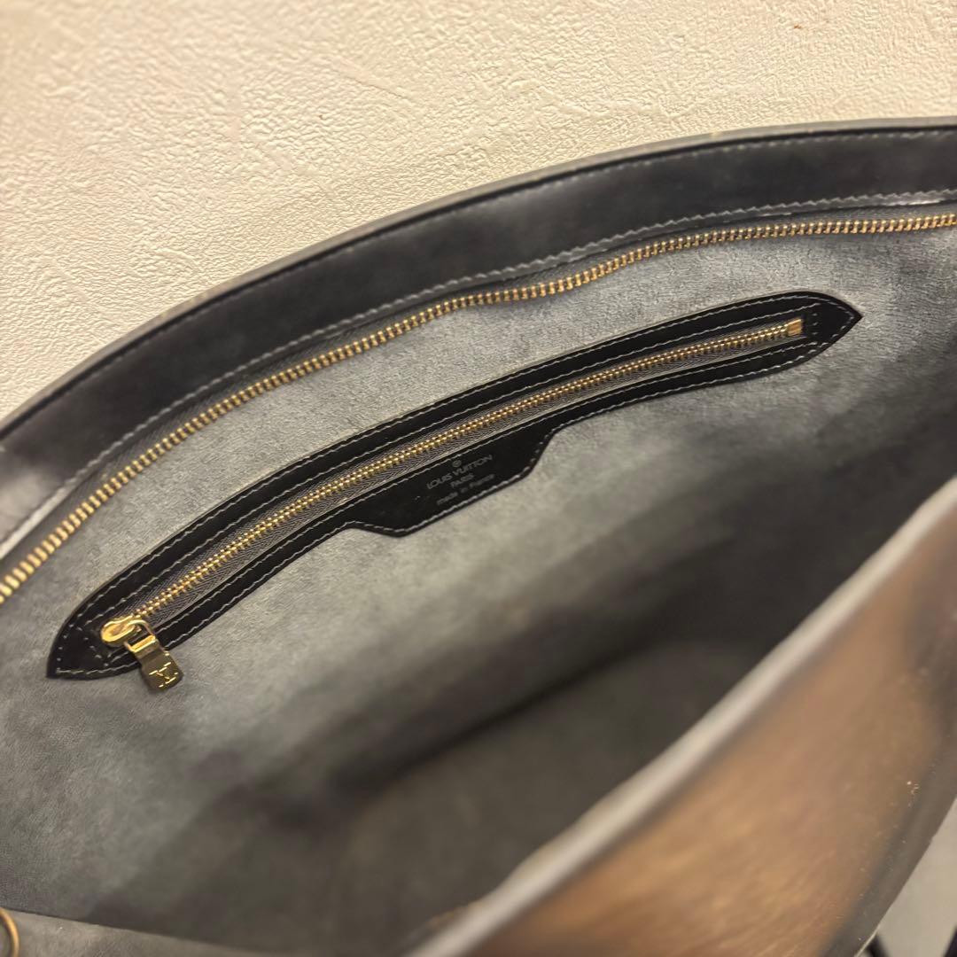 ルイヴィトン エピ サンジャック ブラック 黒