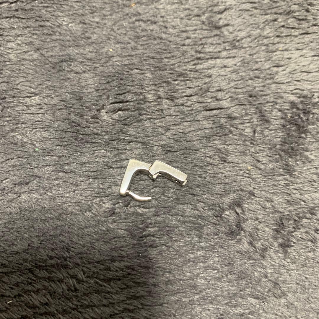 未使用【TOMWOOD】Step Huggiesピアス 片耳　片方