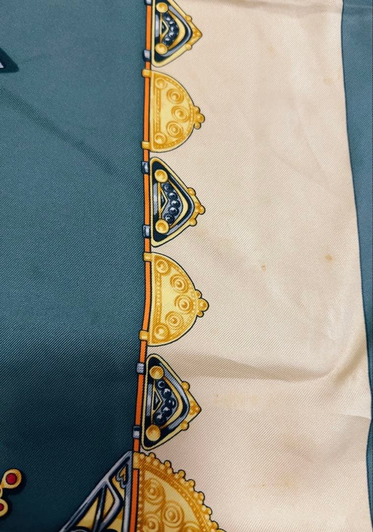 エルメス　HERMES スカーフ　カレ90 砂漠のアクセサリー