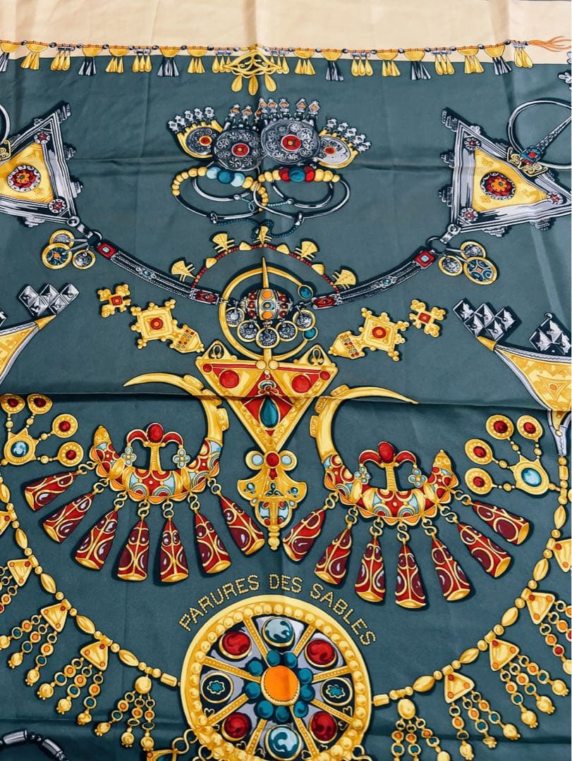 エルメス　HERMES スカーフ　カレ90 砂漠のアクセサリー