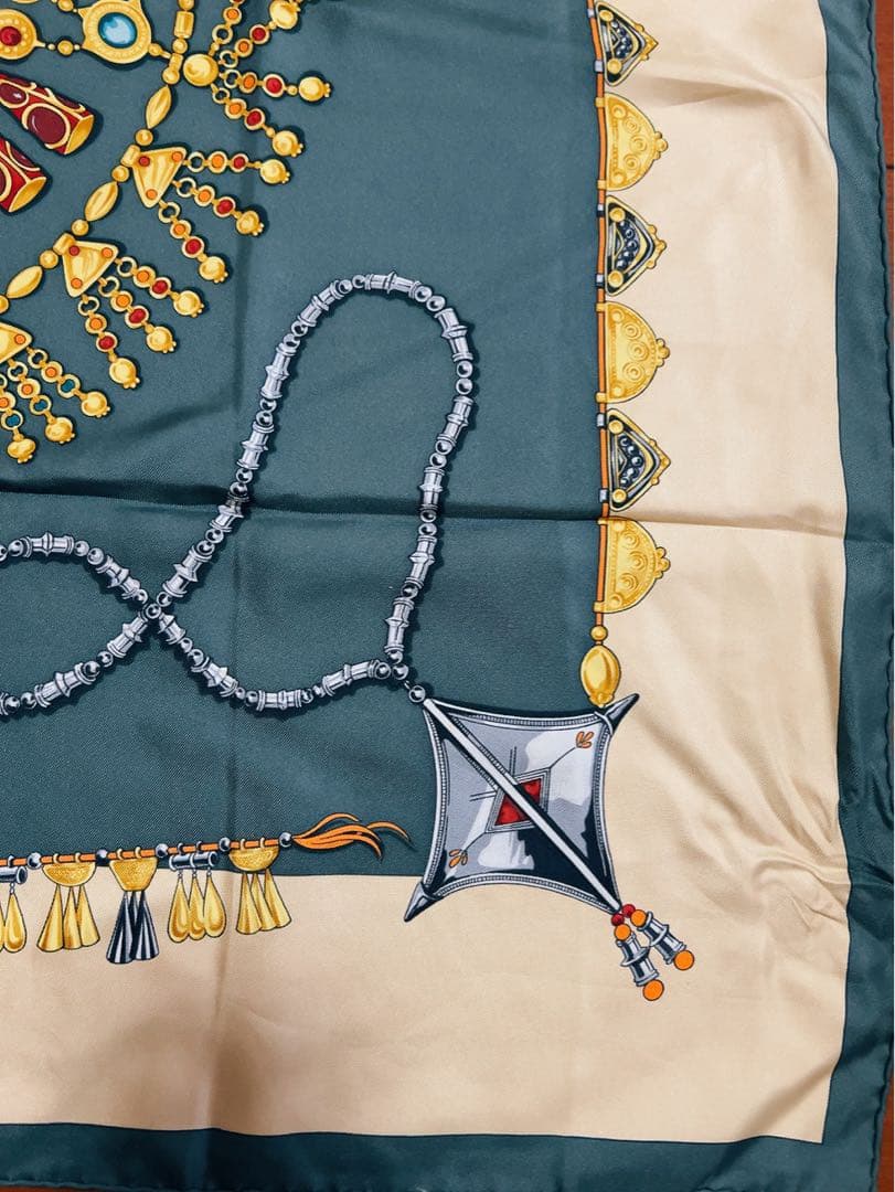 エルメス　HERMES スカーフ　カレ90 砂漠のアクセサリー