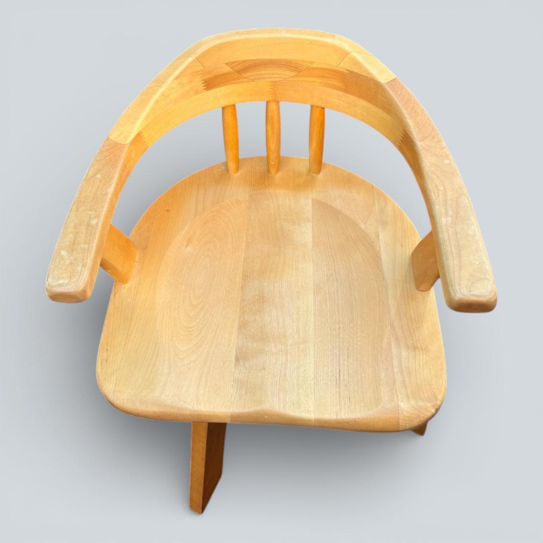 大川家具 回転ダイニングチェア 肘付 幅58cm 天然木 送料込②